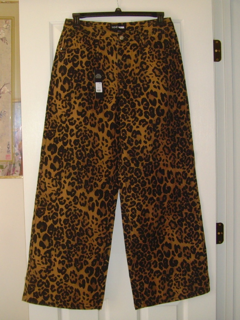 Fashion Nova Black and Brown Leopard Print Wide Leg Jeans NEW Size 11